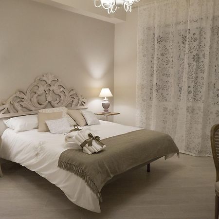 סלרנו B&B Donna Ada מראה חיצוני תמונה